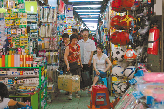 中港玩具批發廣場與萬福精品廣場 玩具銷售雙雄